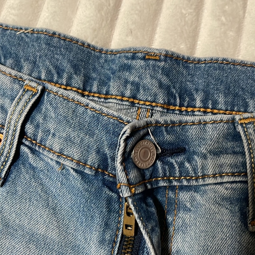 Levis 511 Shorts | Size Waist 36 Men - Picture 6 of 9
